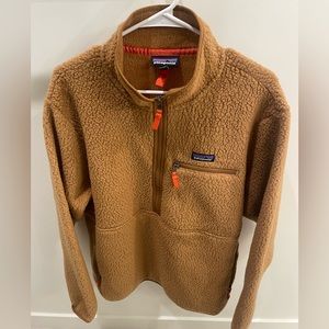 Patagonia half zip pullover